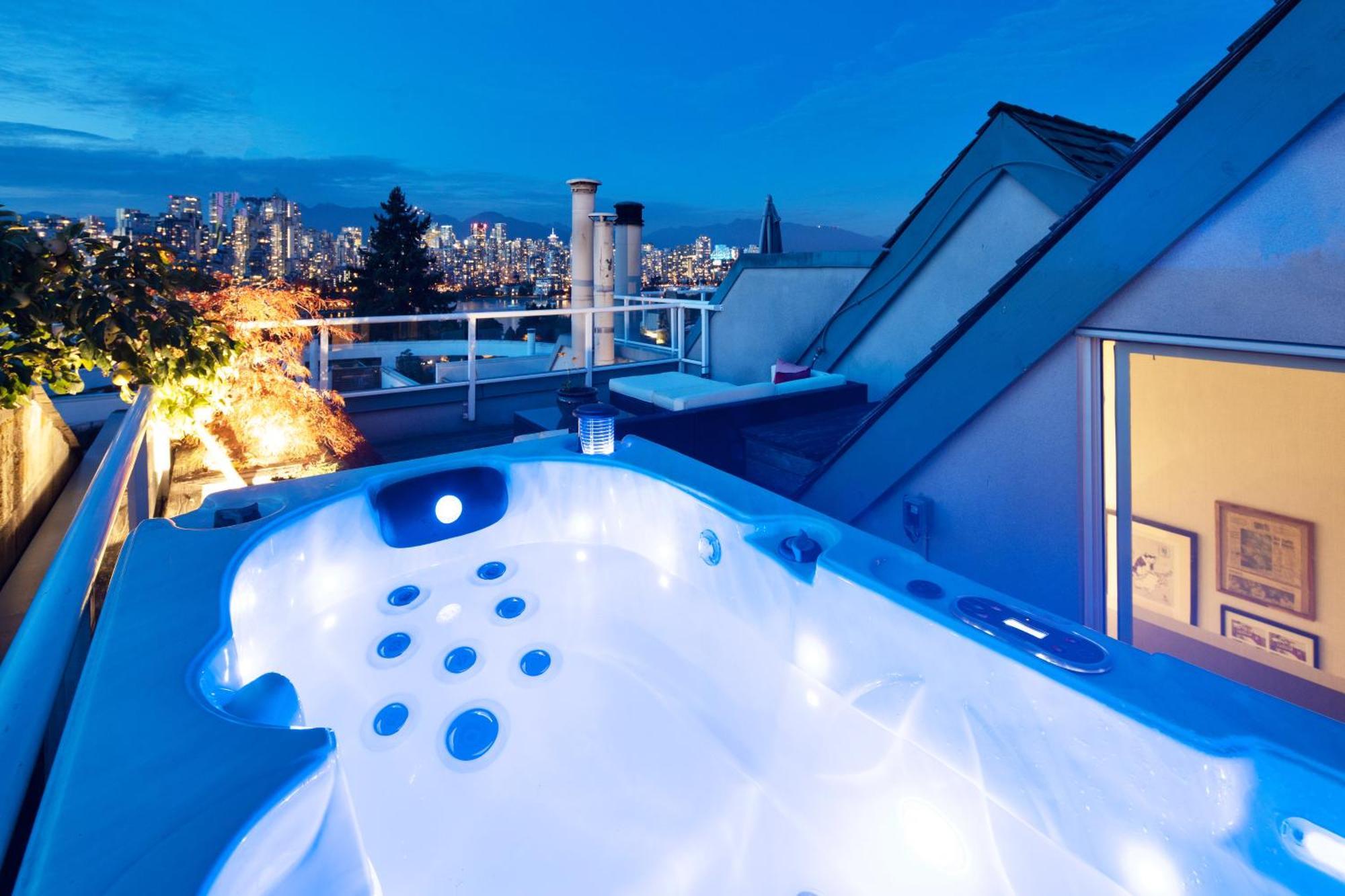 Stunning Views Penthouse Suite Vancouver Eksteriør billede
